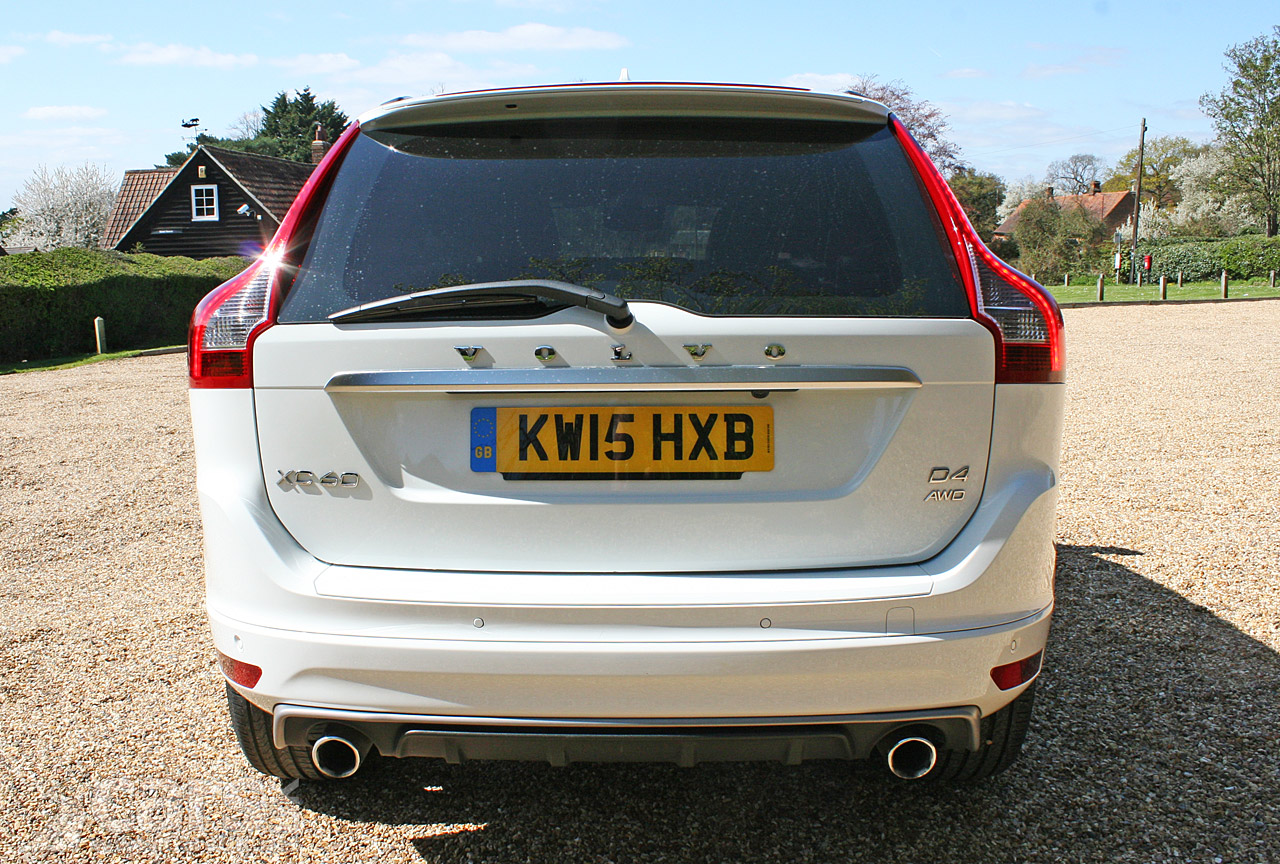 2016 Volvo XC60 D4 AWD R Design Lux Nav Review Photos Cars UK
