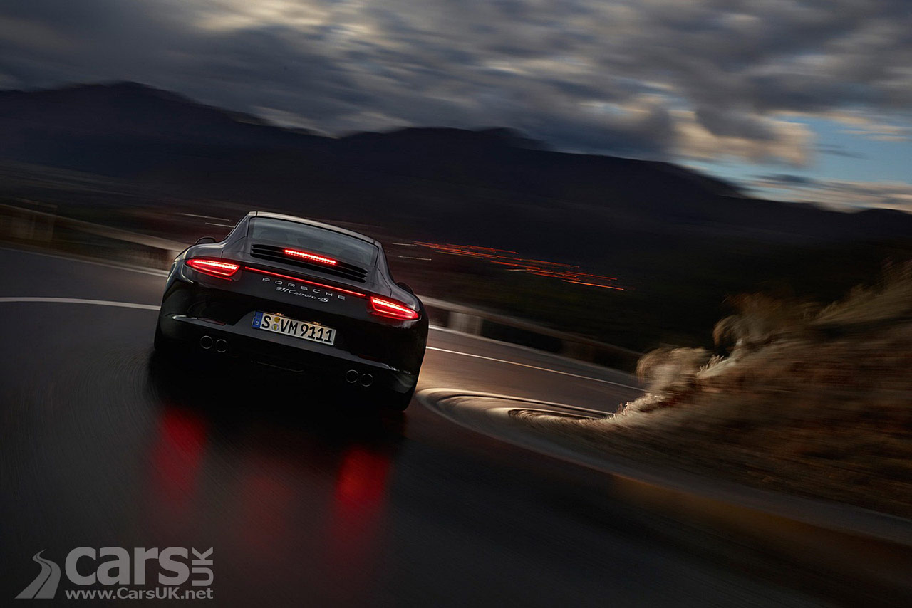 2013 Porsche 911 Carrera 4 & 4S Coupe & Cabriolet