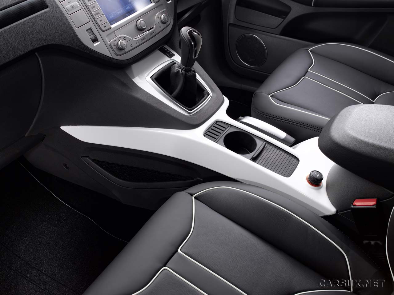 Ford kuga 2 интерьер