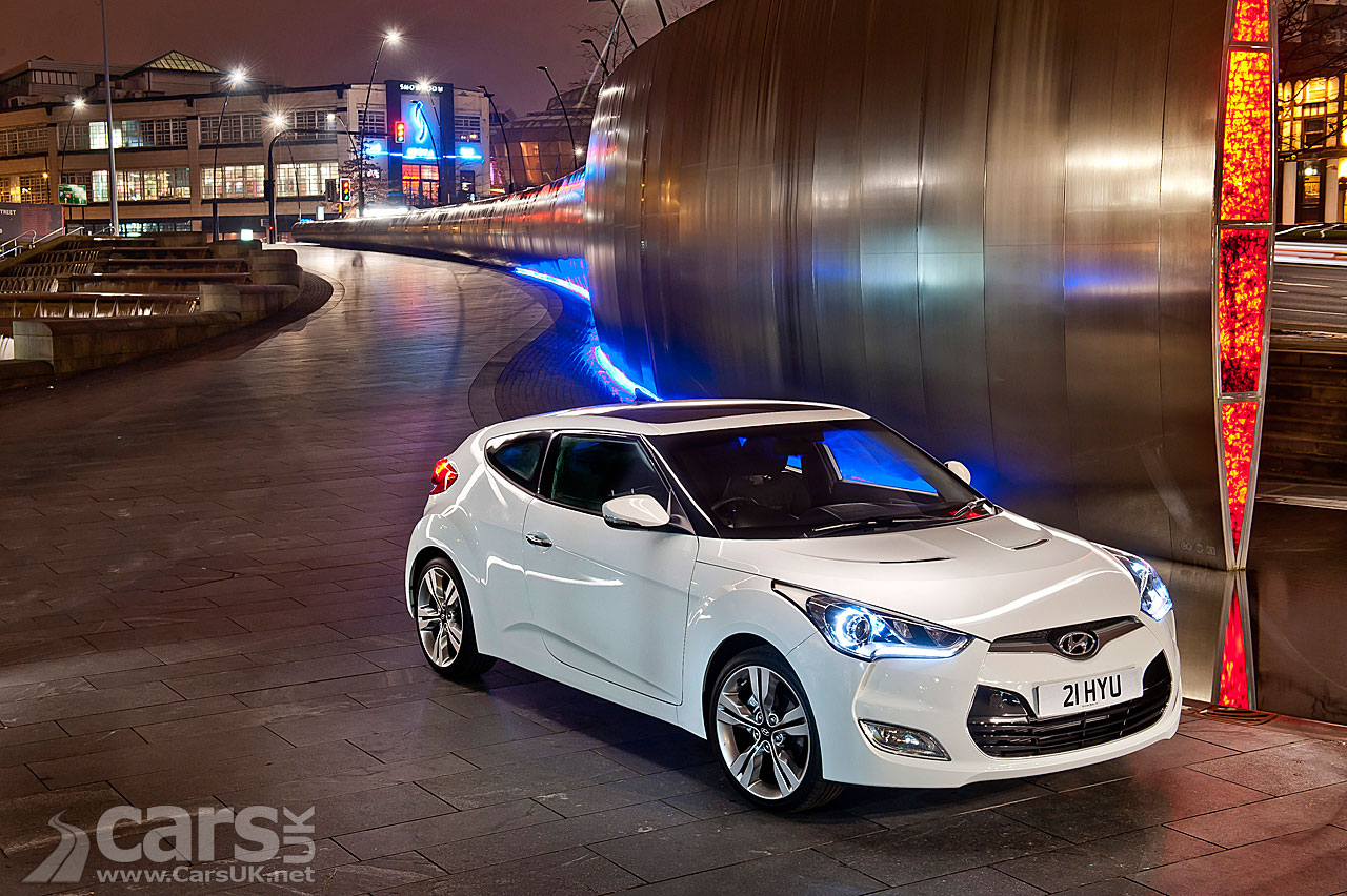 Hyundai Veloster Race Game in Times Square (video)