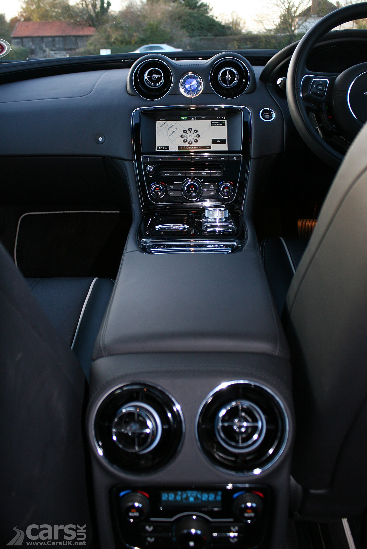 Jaguar XJ Review (2013 MY)