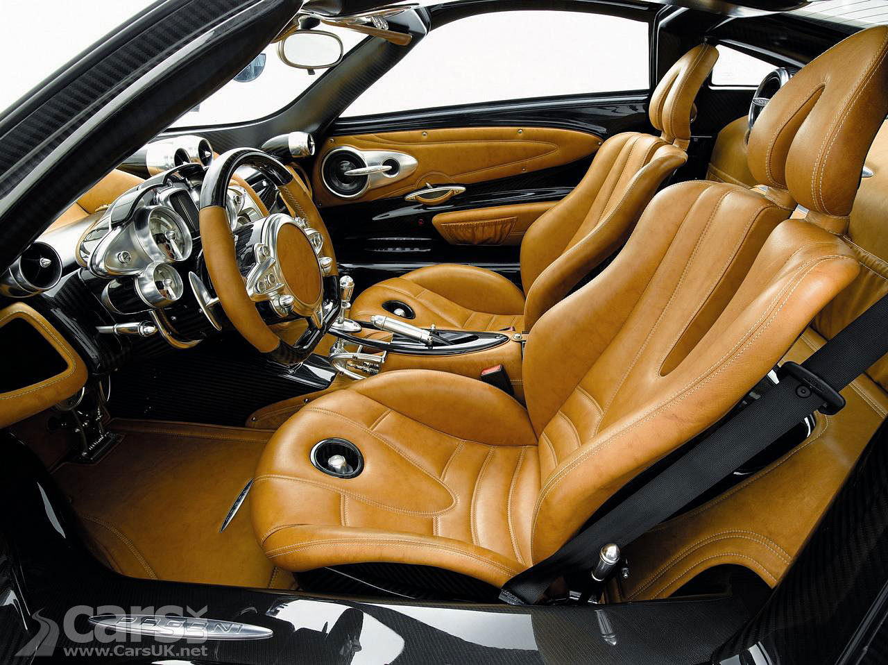 Pagani Huayra 33