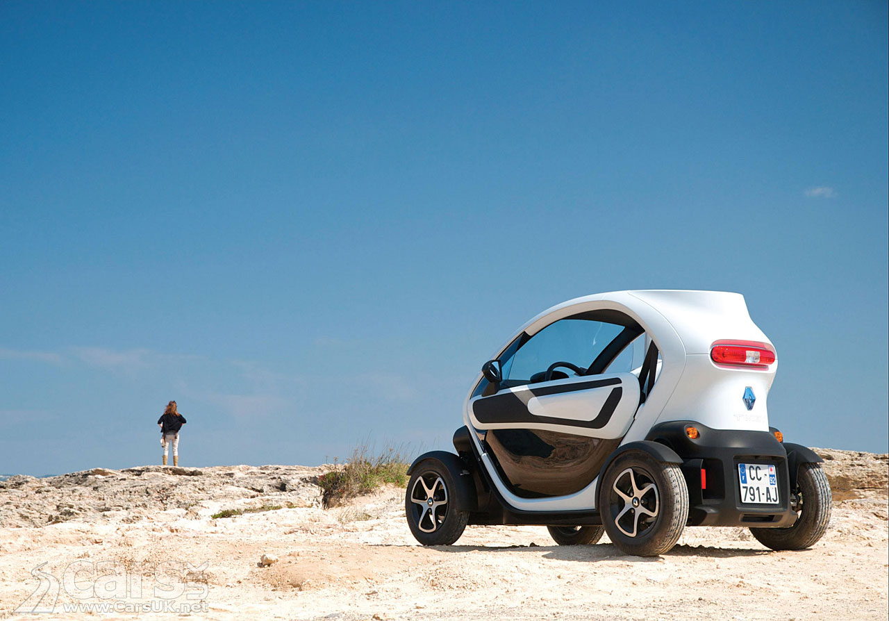 Renault Twizy 45 EV Now In The Hands Of 14 Year Olds Cars UK renault-twizy-45-ev-now-in-the-hands-of-14-year-olds-cars-uk