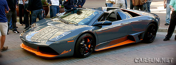 The Lamborghini LP650-4 Roadster