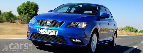 Photo of blue 2013 SEAT Toledo