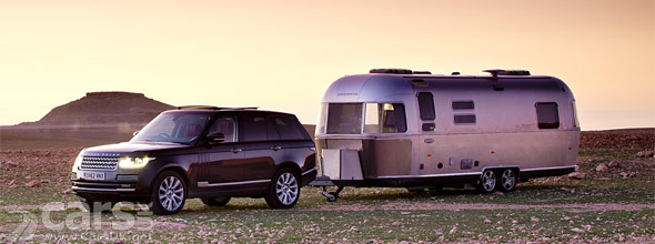 Photo of new Range Rover and Airstream 648