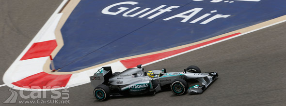 Photo of Rosberg qualifying in pole for 2013 Bahrain F1 Grand Prix