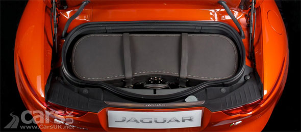 Photo Moynat's custom 'Trunk' for the Jaguar F-Type Roadster