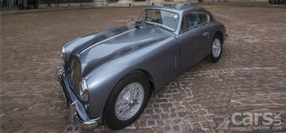 Photo 1954 Aston Martin DB 2/4 James Bond