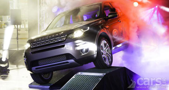 Photo first Land Rover Discovery Sport Production