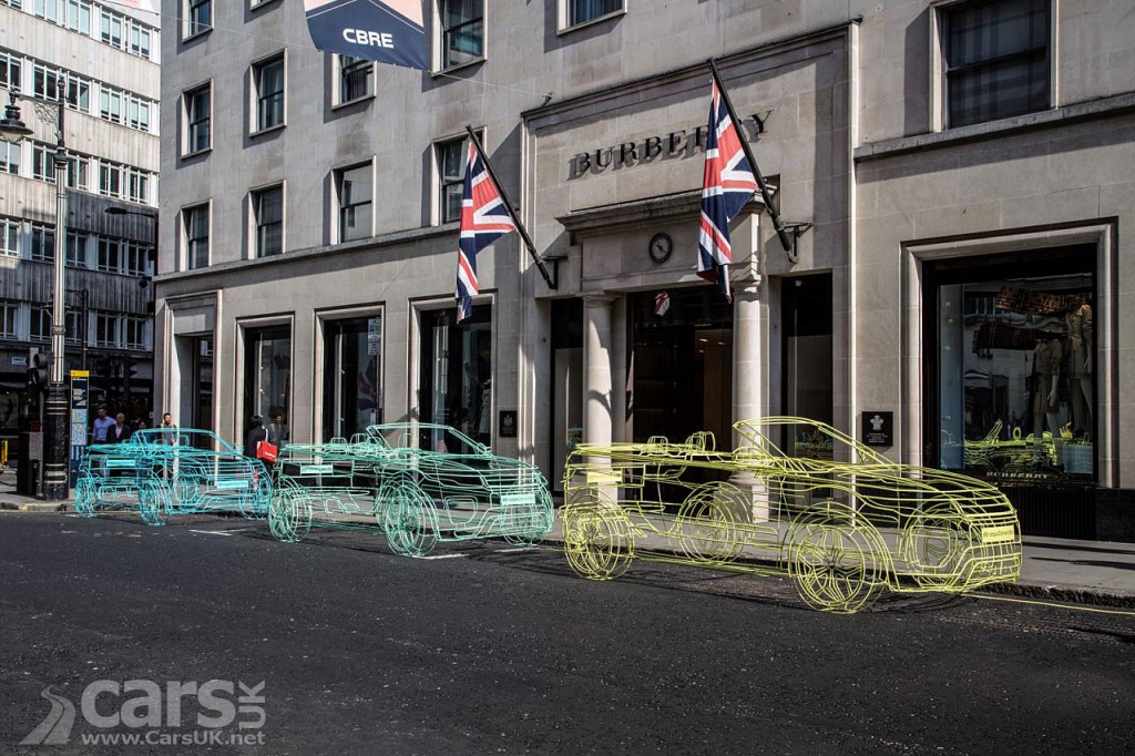 Photo Range Rover Evoque Convertible hits London as Wireframe models