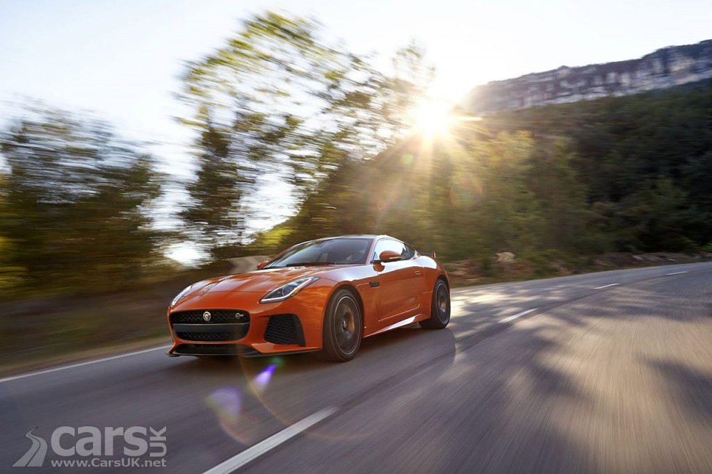 Photo Jaguar F-TYPE SVR