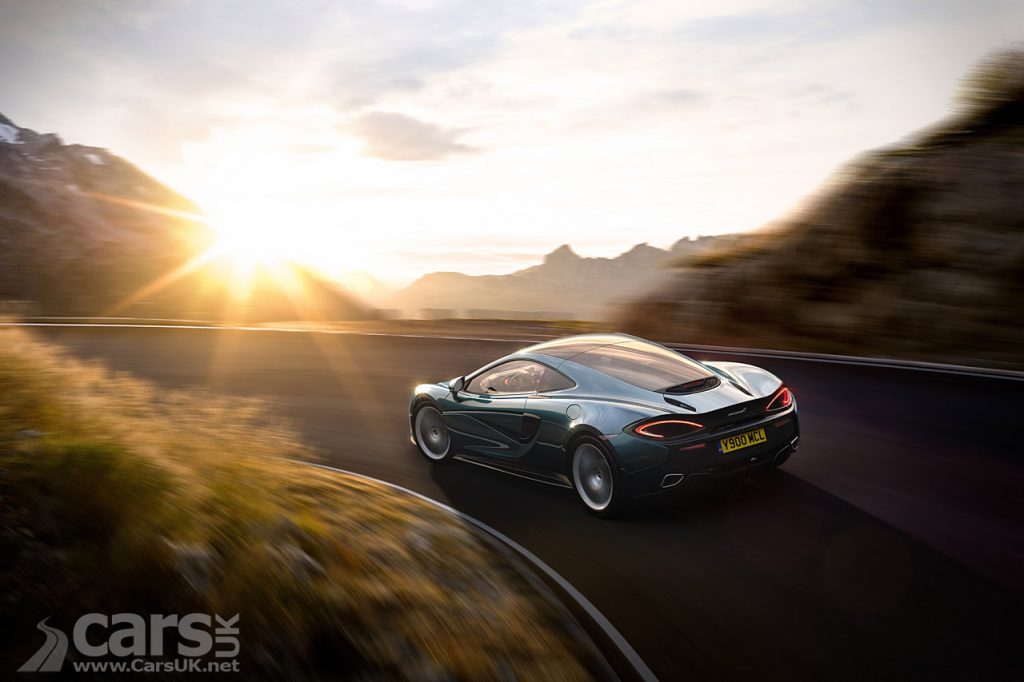 Photo McLaren 570 GT rear view