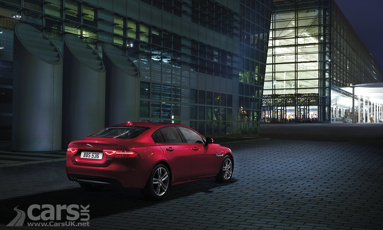 Photo 2016 Jaguar XE