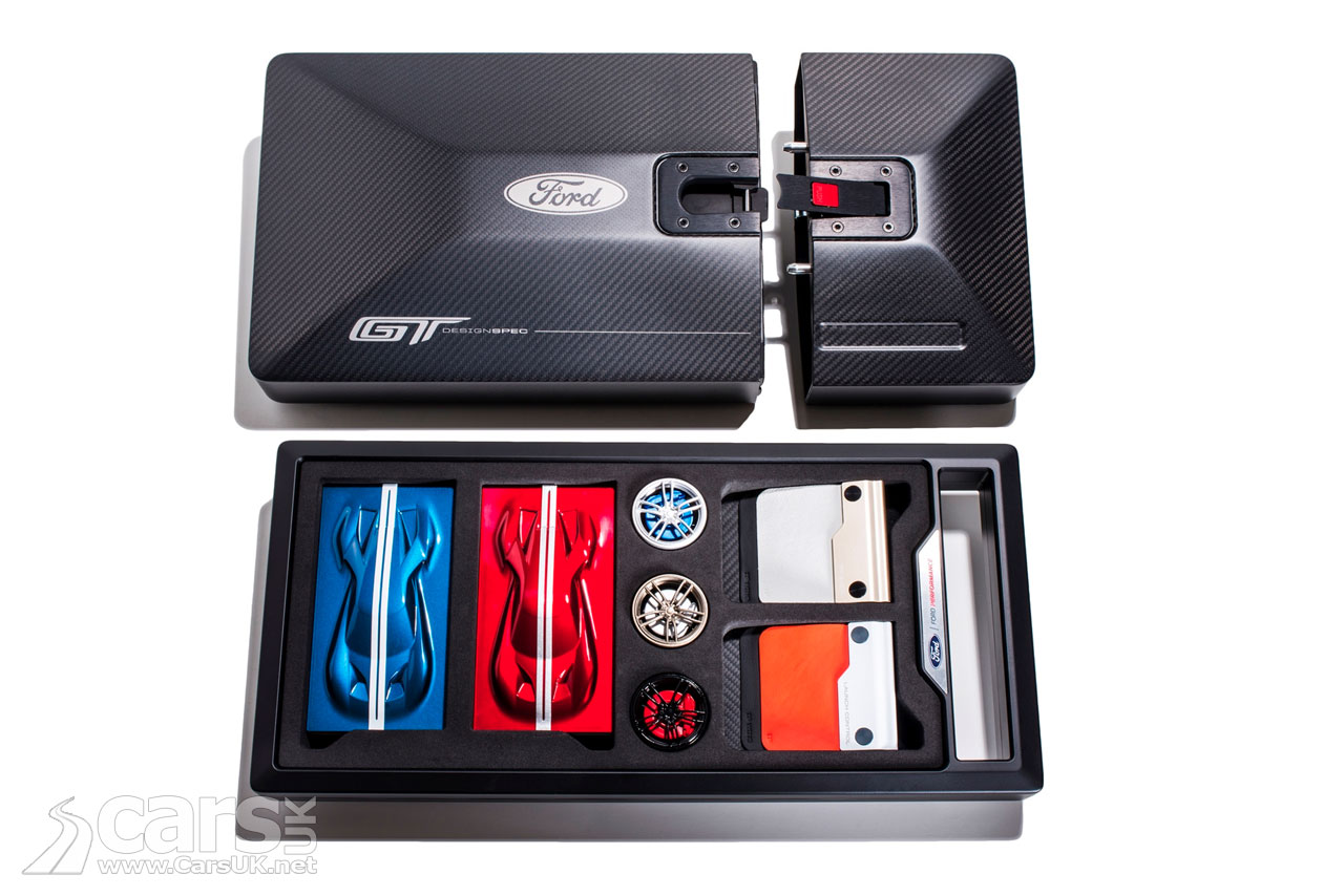 Photo Ford GT Specification Kit