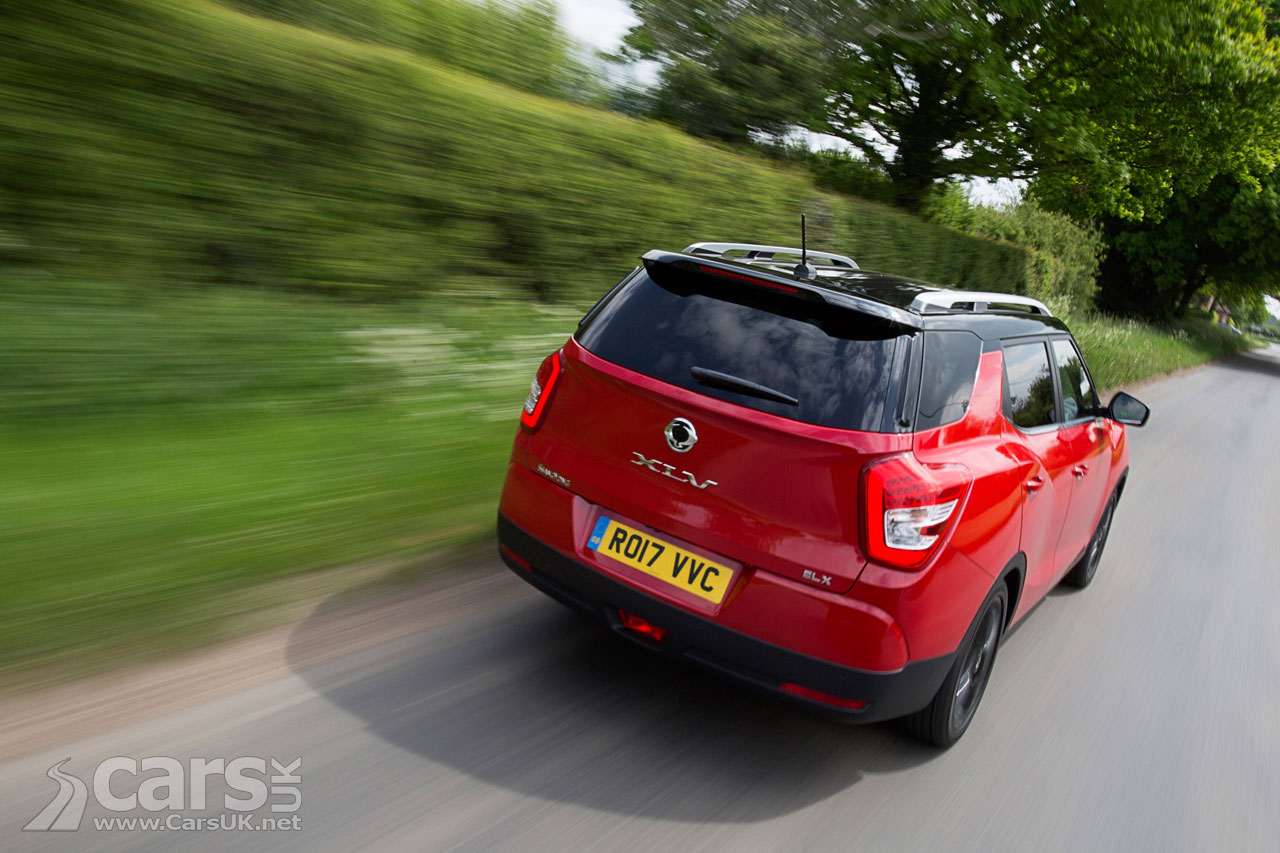 Photo 2017 Ssangyong Tivoli on the Road