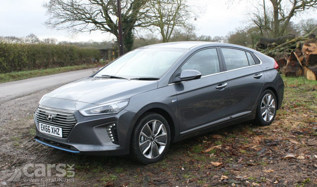 Hyundai Ioniq - Hybrid, Plug-In and Electric - wins 'Best Green Technology' Award