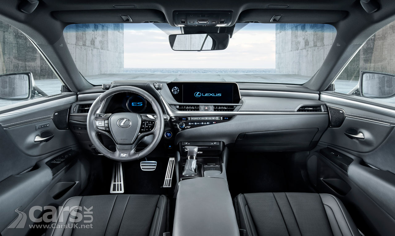 2019 Lexus ES Interior