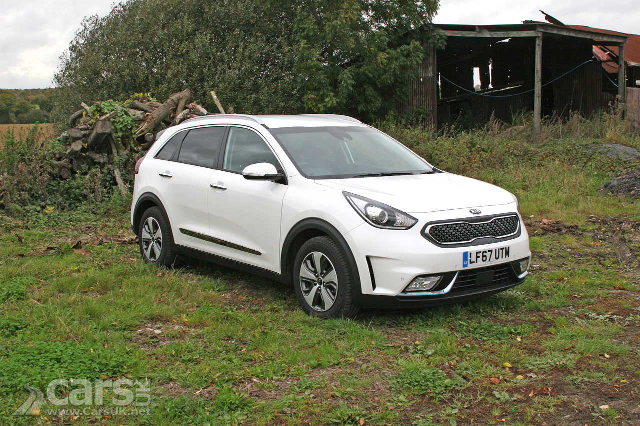 Test drive a Kia HYBRID and get £1,000