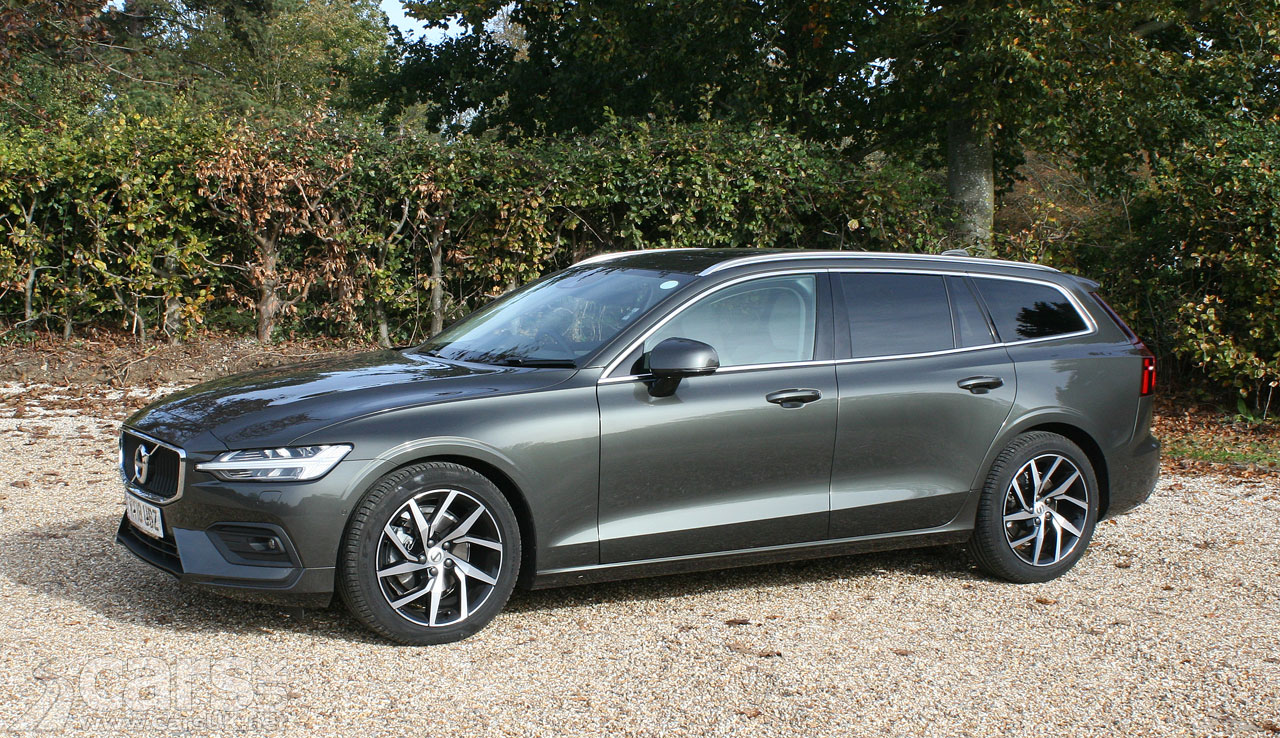 2019 Volvo V60 D4 Momentum Pro Review Photo