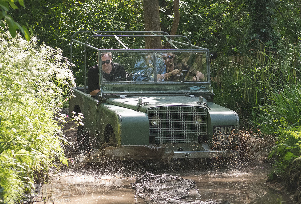Photo 1948 Land Rover Reborn