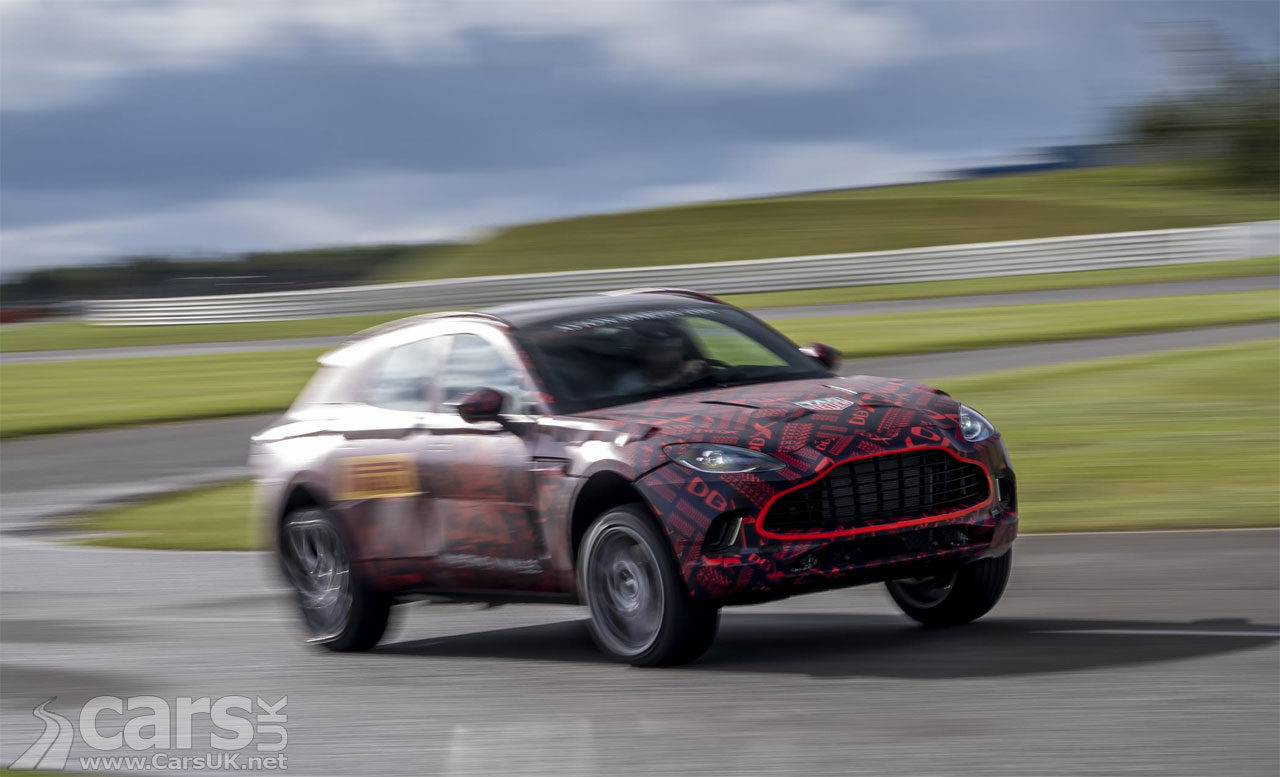 Photo Aston Martin DBX 4.0 litre V8