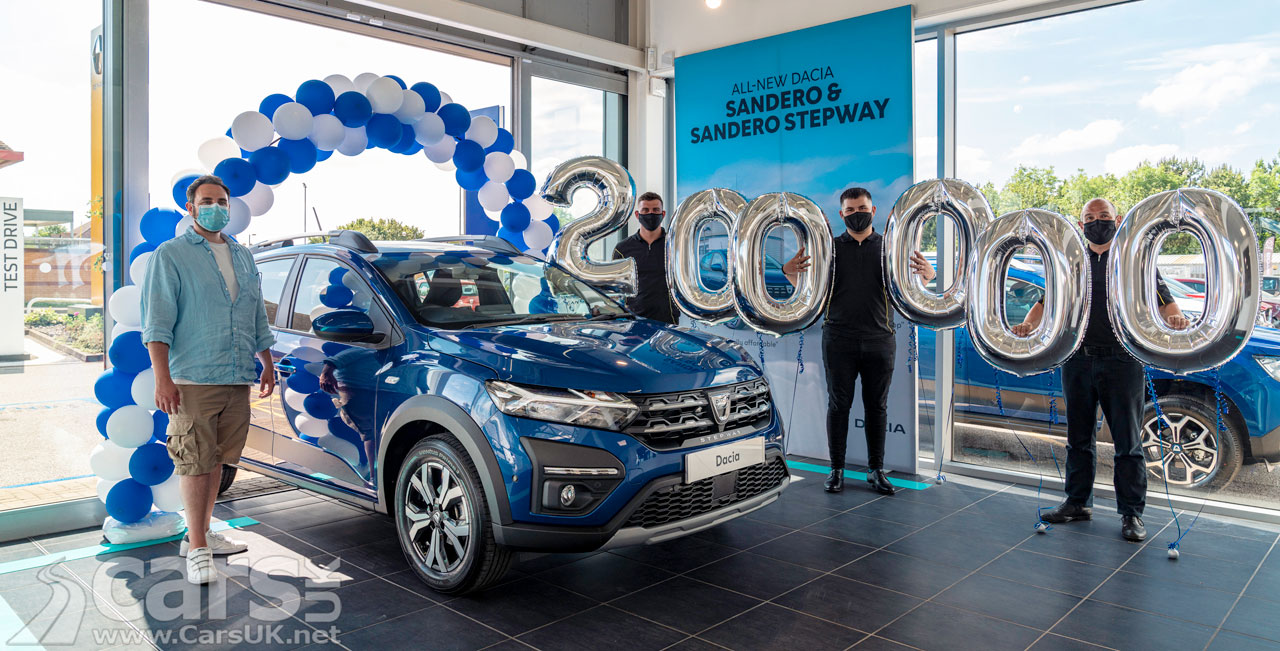 Photo Dacia 200,000th car UK