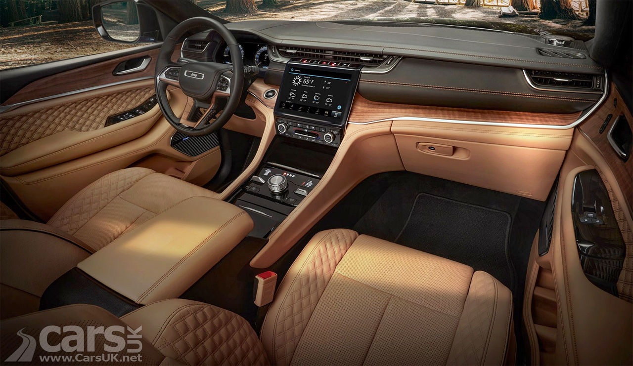 The 2022 Jeep Grand Cherokee's interior moves upmarket with new tech, posh wood and luxury leather