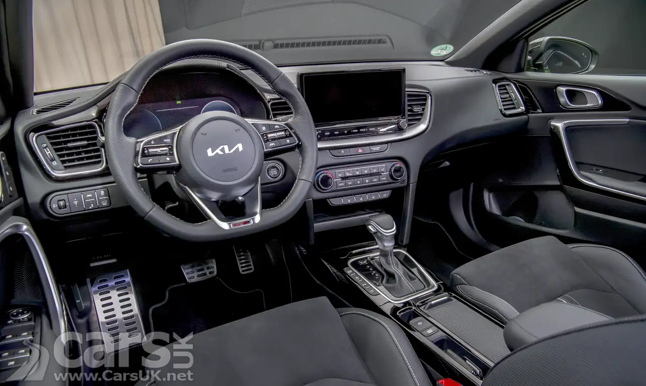 2022 Kia XCeed Interior