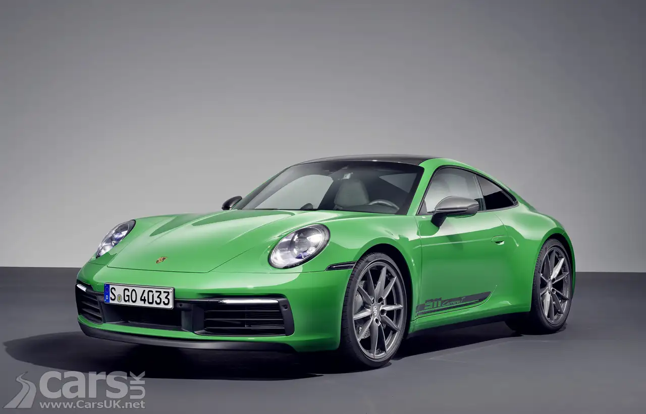 Porsche 911 Carrera T in green. Static front view