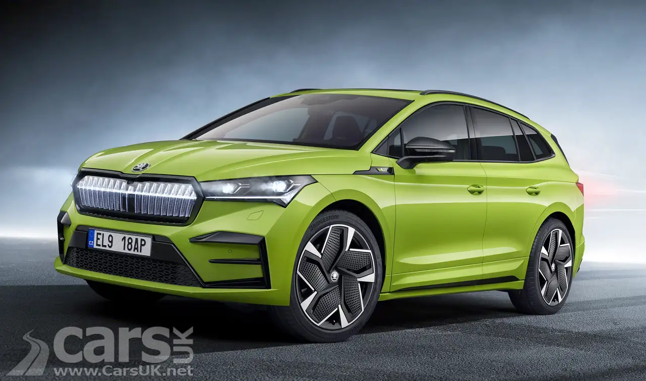 Skoda Enyaq iV vRS in green static shot