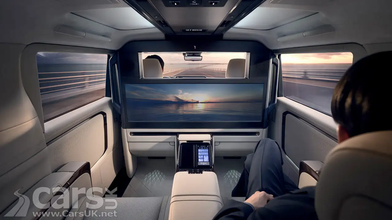 Lexus LM 2023 interior