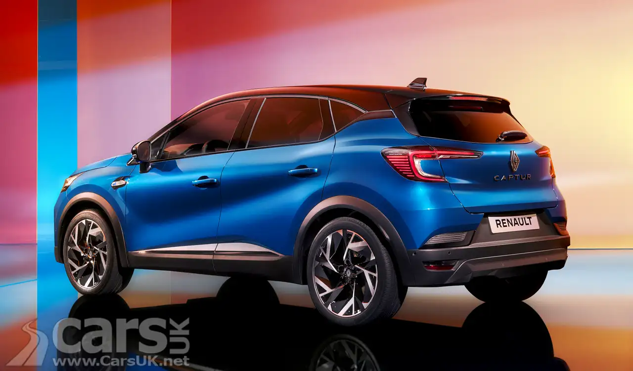 2024 Renault Captur rear view