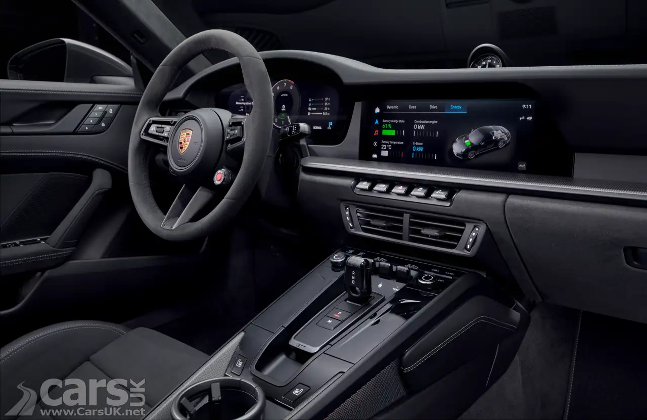 Porsche 911 GTS 'T-Hybrid' interior