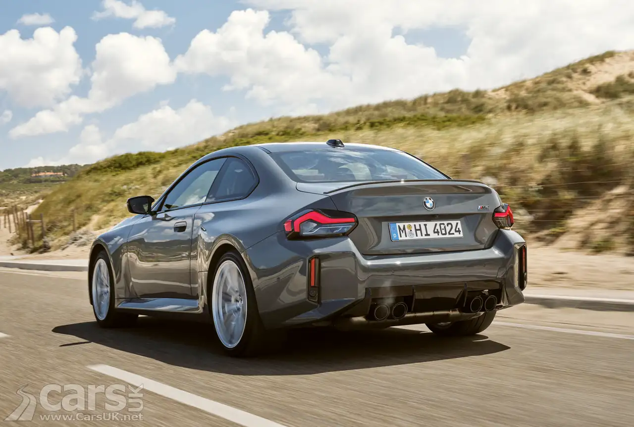2024 BMW M2 rear view