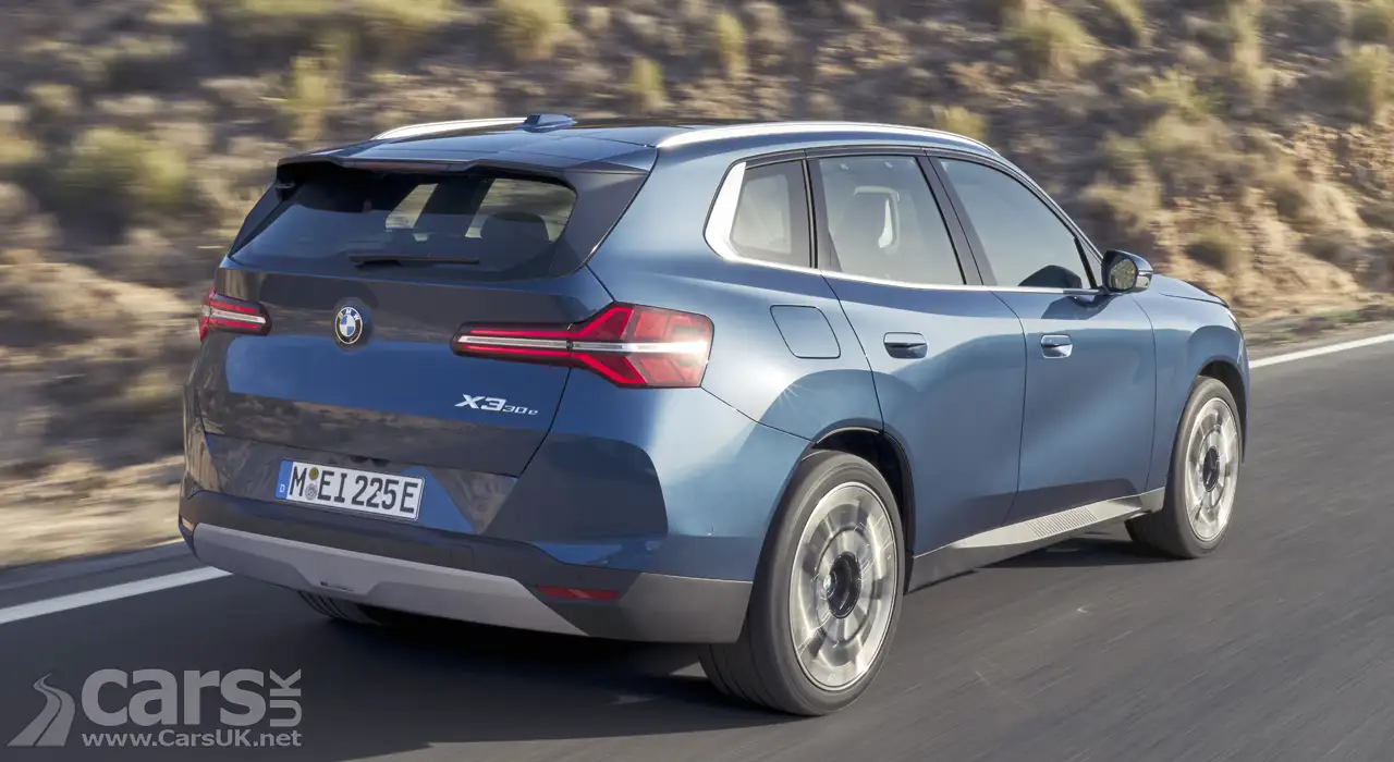 2024 BMW X3 rear view