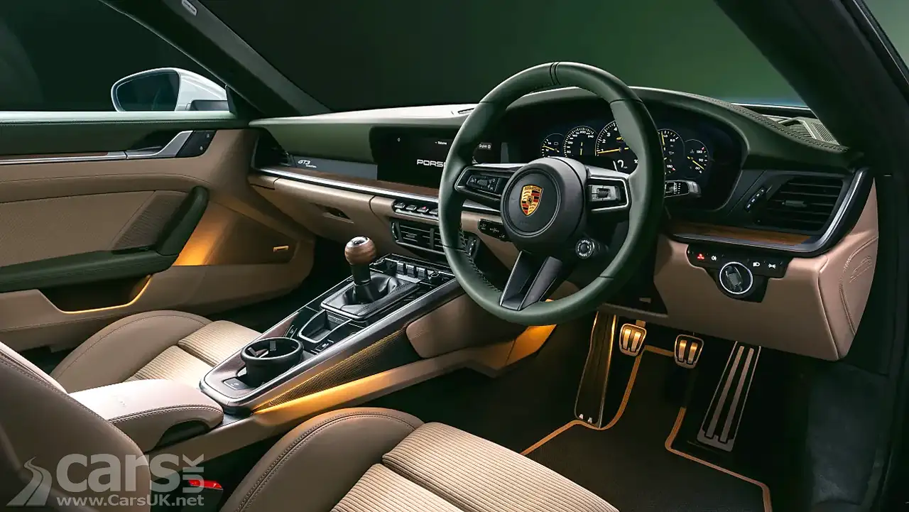 Porsche 911 GT3 Earls Court 51 Edition interior