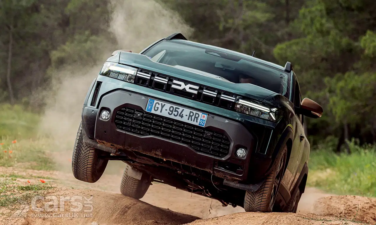 Dacia Duster Hybrid 150 4x4 off-road